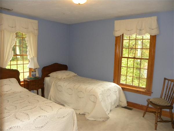 36 Freeman Road Charlton, MA 01507 - Photo 14 of 29