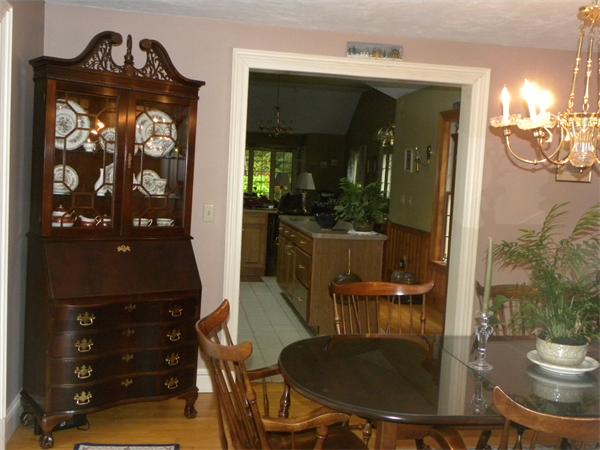 36 Freeman Road Charlton, MA 01507 - Photo 7 of 29