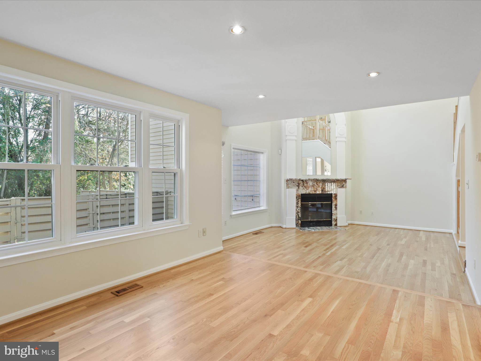 1554 Deer Point Way Reston, VA 20194 - Photo 11 of 69