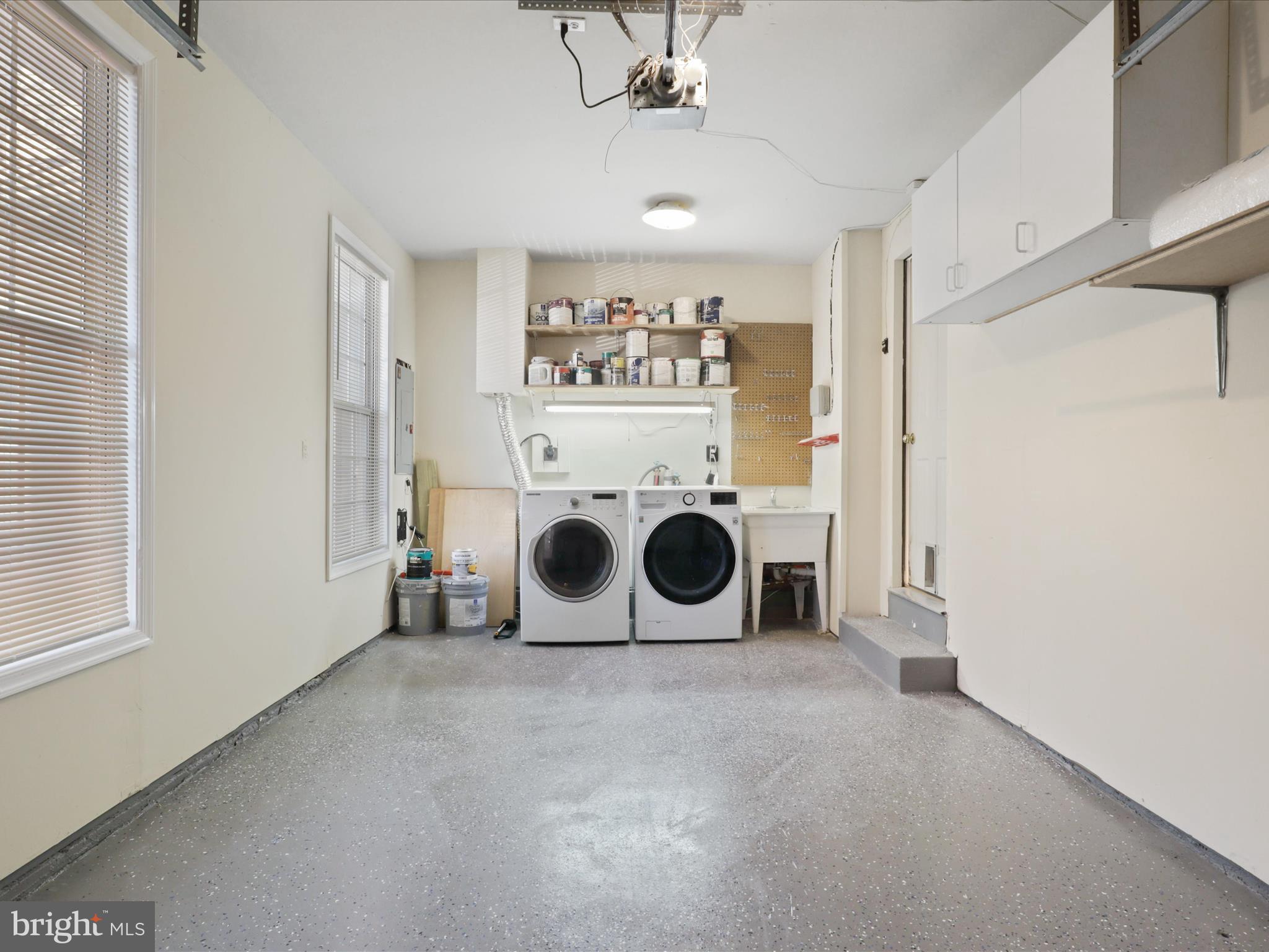 1554 Deer Point Way Reston, VA 20194 - Photo 20 of 69