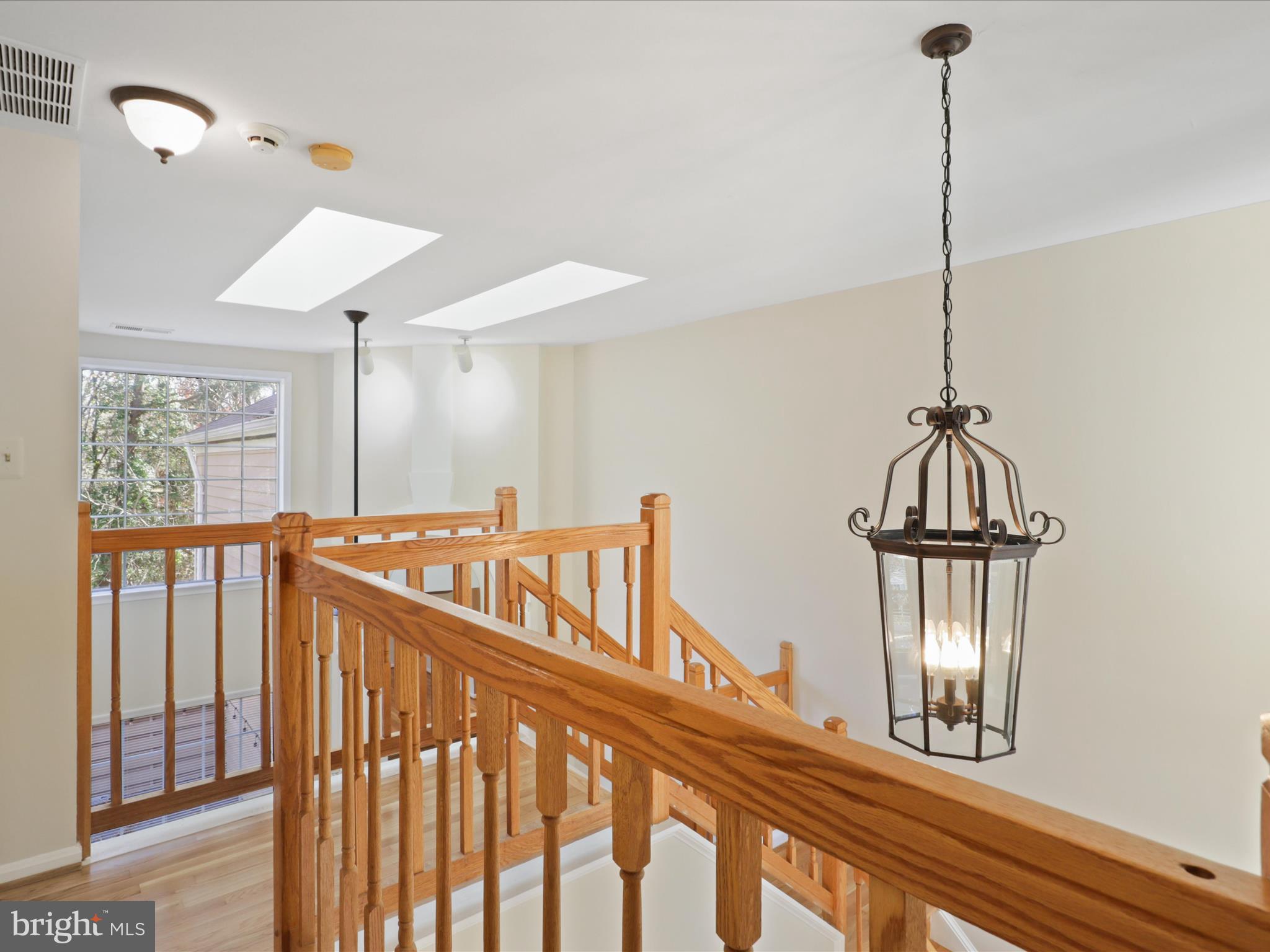 1554 Deer Point Way Reston, VA 20194 - Photo 21 of 69