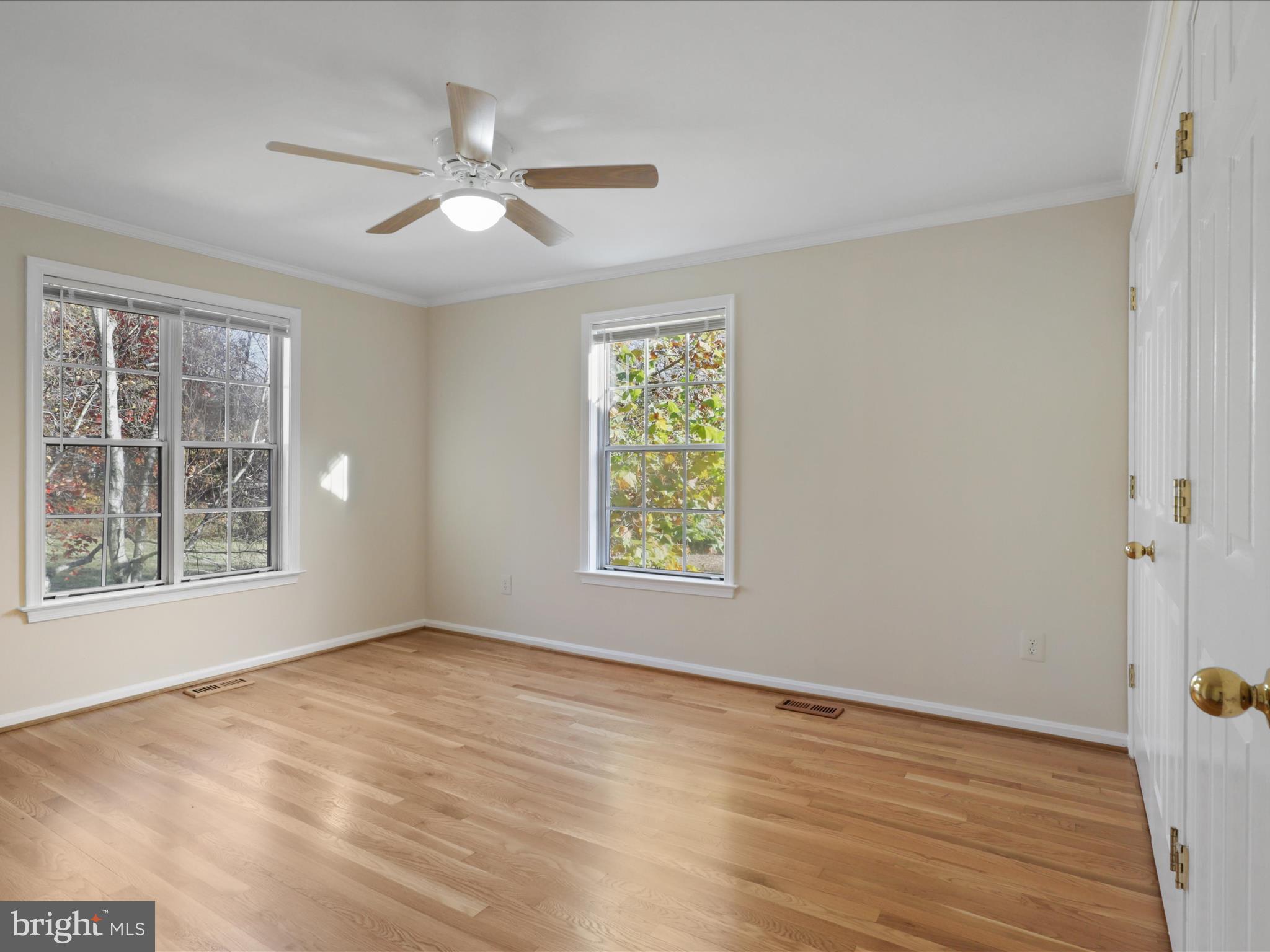 1554 Deer Point Way Reston, VA 20194 - Photo 23 of 69