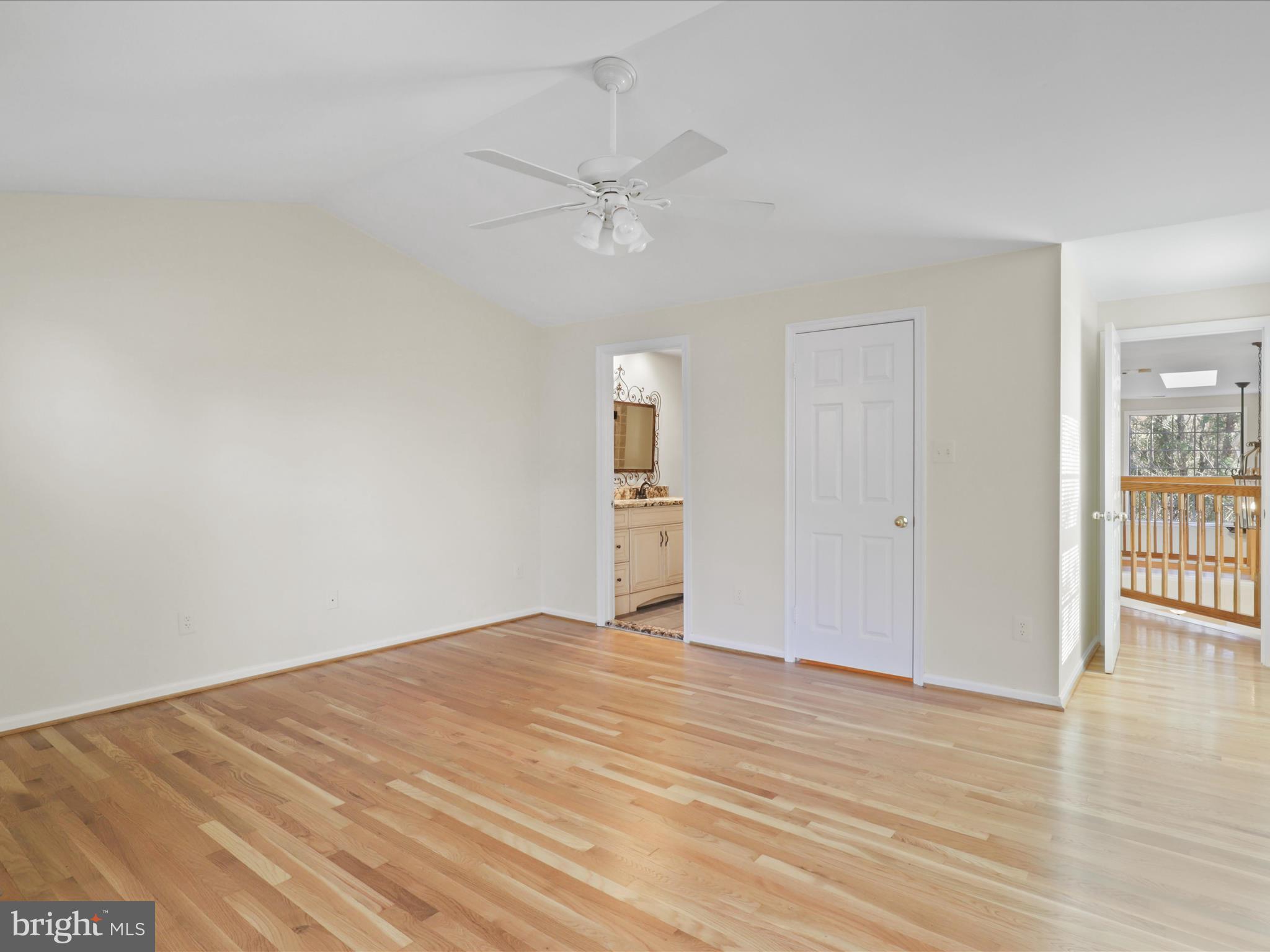 1554 Deer Point Way Reston, VA 20194 - Photo 29 of 69