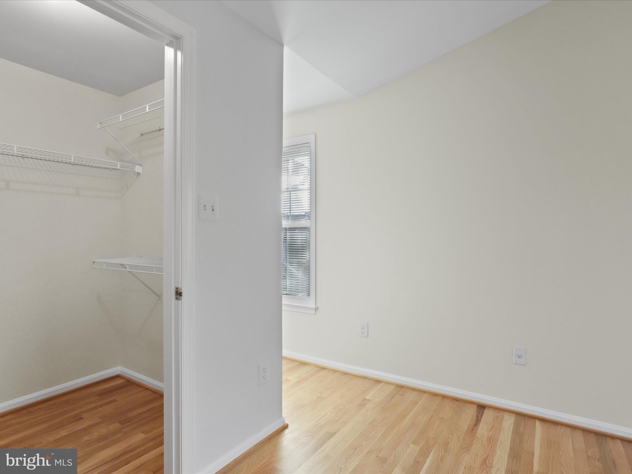 1554 Deer Point Way Reston, VA 20194 - Photo 30 of 69