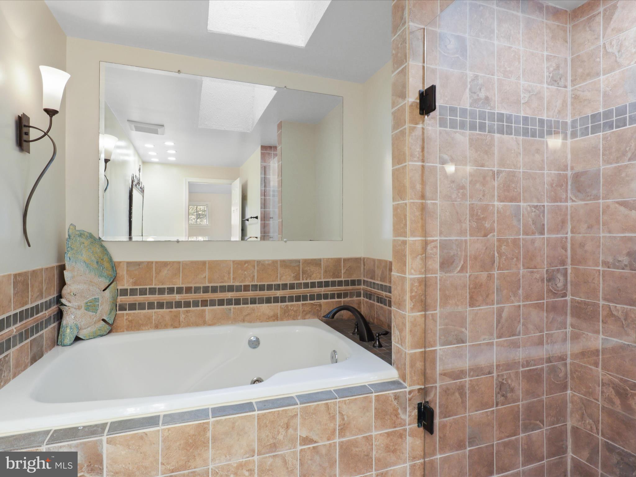1554 Deer Point Way Reston, VA 20194 - Photo 32 of 69