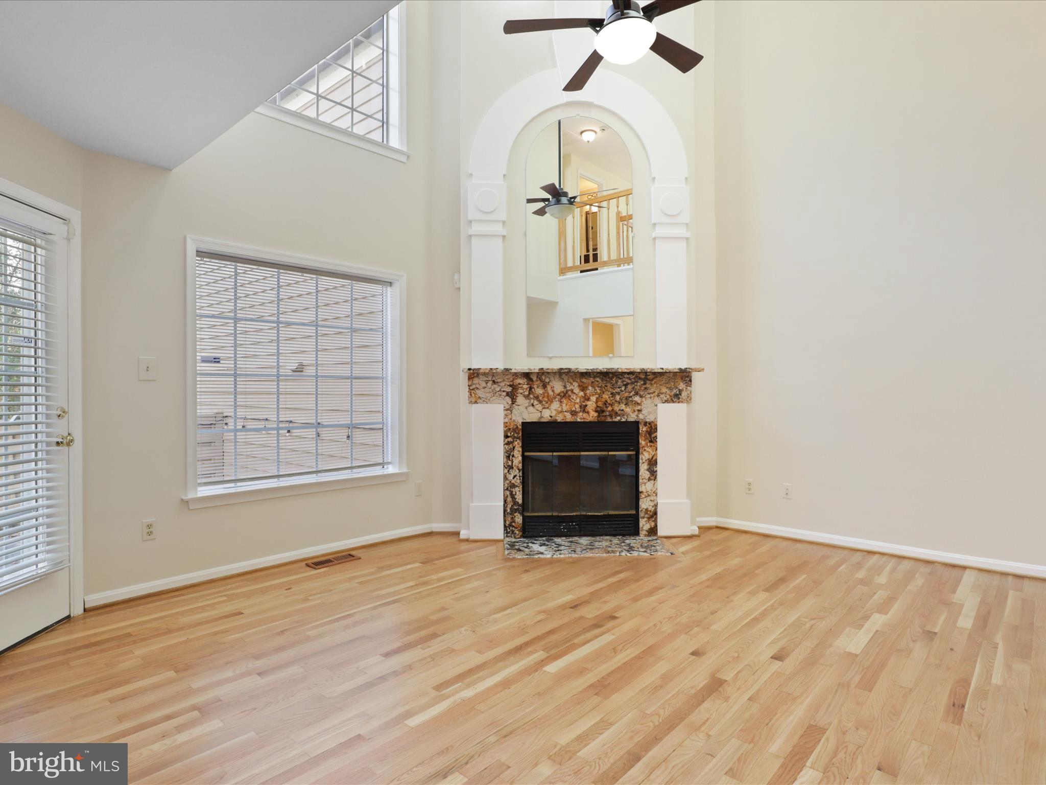 1554 Deer Point Way Reston, VA 20194 - Photo 8 of 69