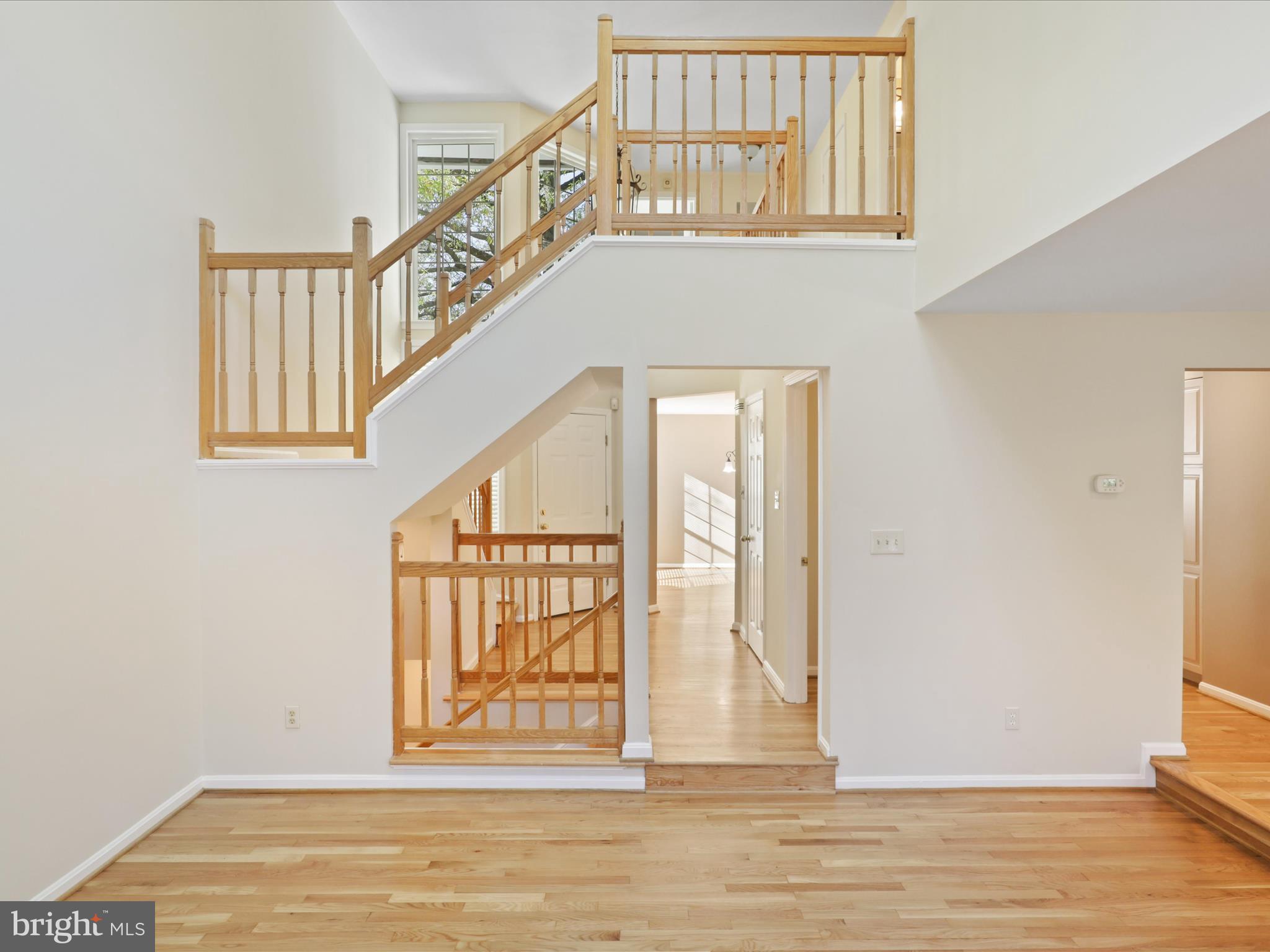 1554 Deer Point Way Reston, VA 20194 - Photo 9 of 69