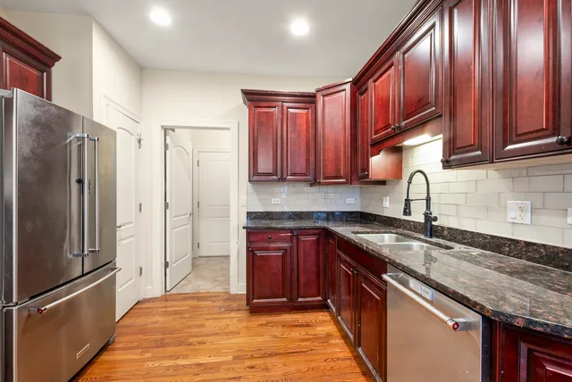 $385,000 | 4715 Auvergne Avenue, Unit 4715, Lisle, IL 60532