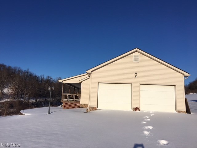 6084 Terrace Road Southwest Sherrodsville, OH 44675 - Photo 3 of 24