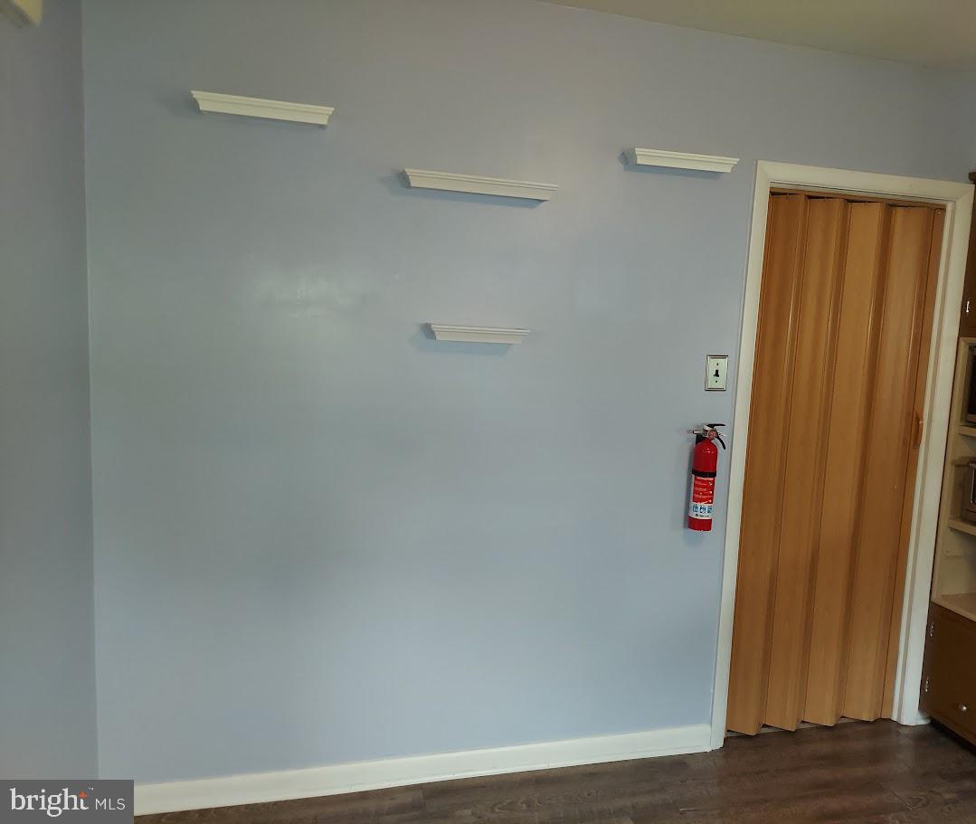 1112 Monmouth Road Woodbury, NJ 08096 - Photo 8 of 27