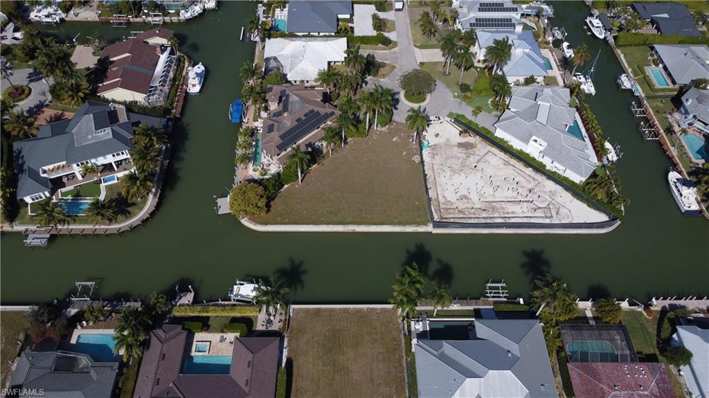 1680 Mullet Court Naples, FL 34102 - Photo 2 of 5