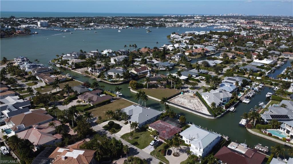 1680 Mullet Court Naples, FL 34102 - Photo 5 of 5