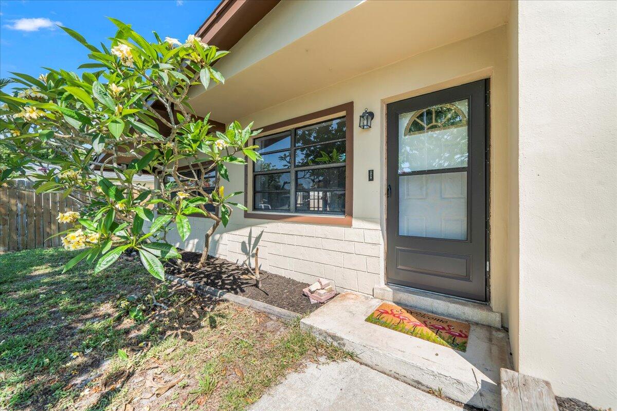 2470 Coventry Road Melbourne, FL 32935 - Photo 3 of 44 03-DSC09603