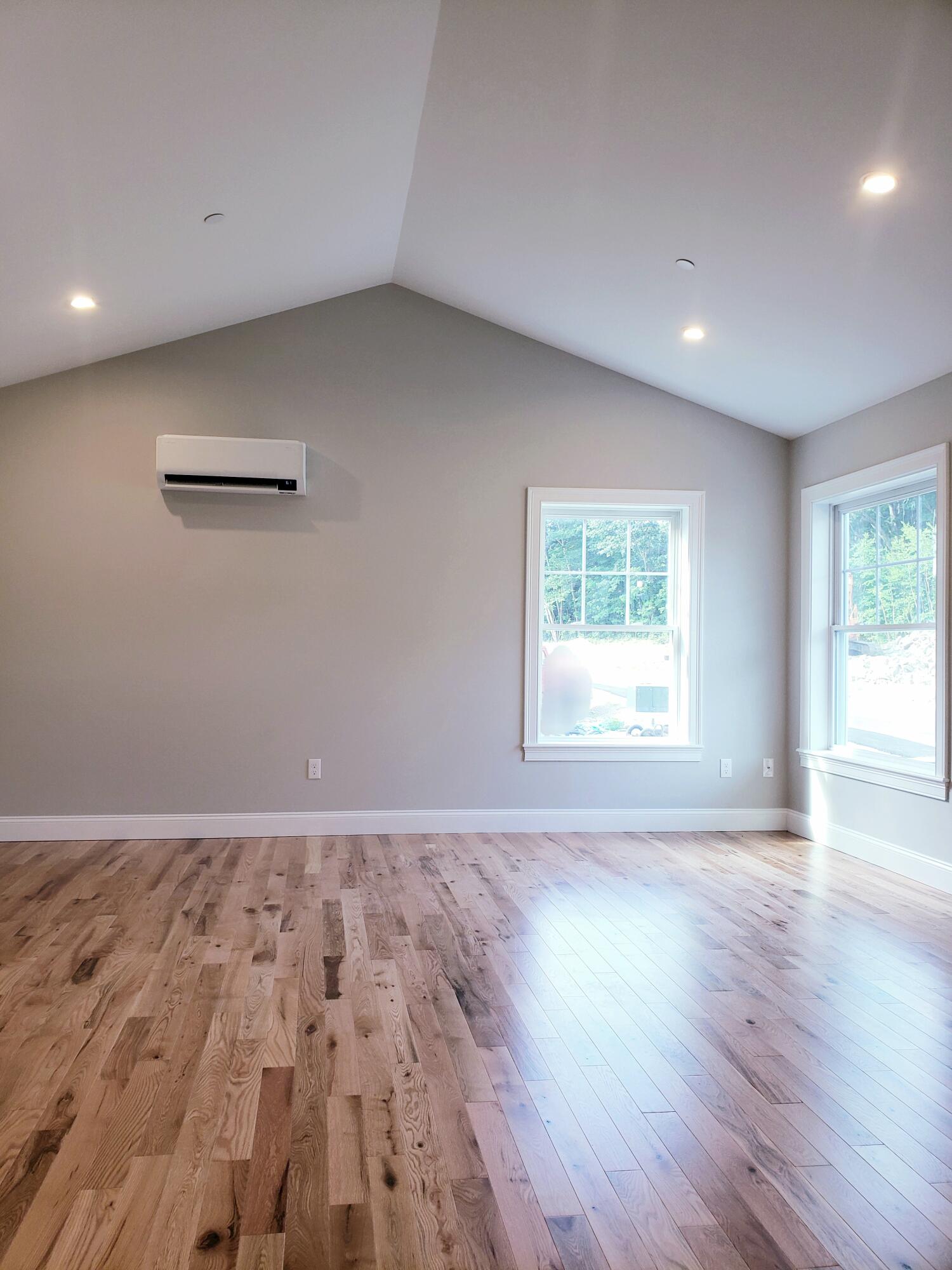 10 Heritage Way, Unit 20 Saco, ME 04072 - Photo 19 of 46 20240717_214419