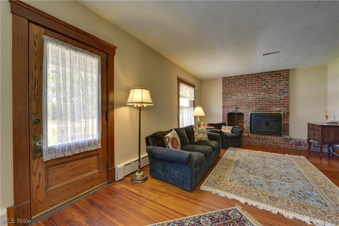 22734 Mastick Road Cleveland, OH 44126 - Photo 6 of 32