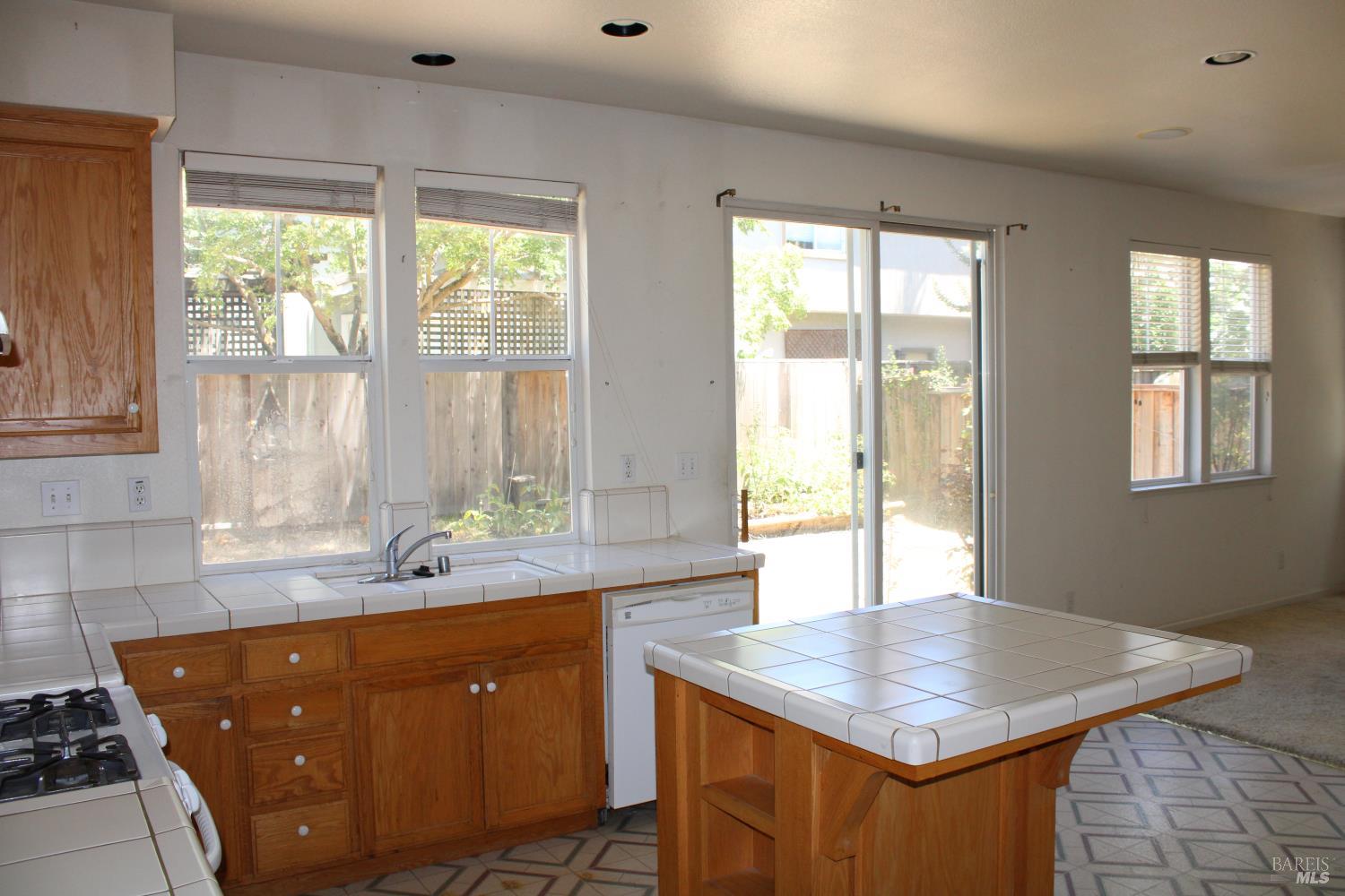 60 Wild Rye Way Napa, CA 94558 - Photo 9 of 25