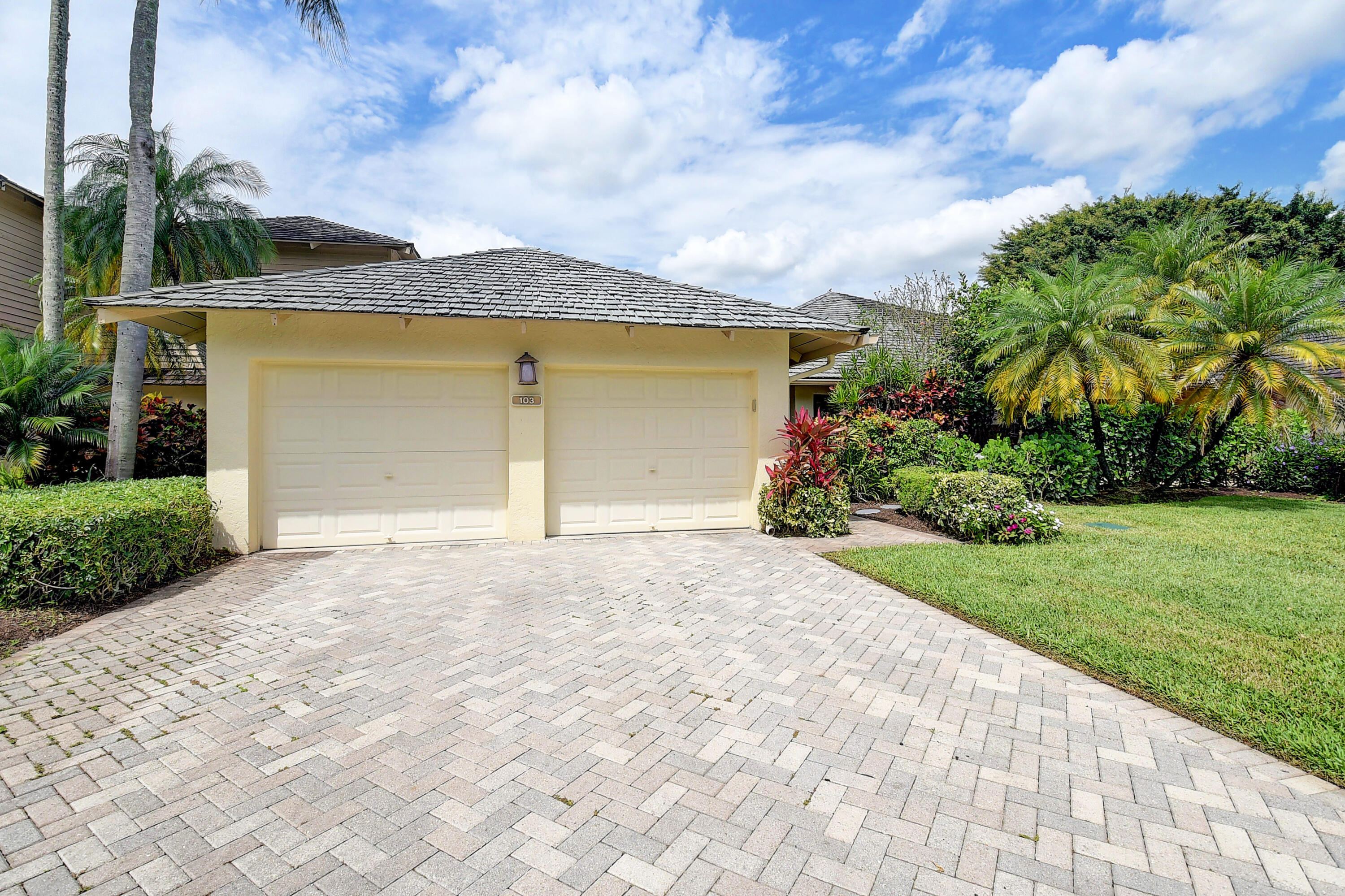 19489 Waters Court, Unit 103 Boca Raton, FL 33434 - Photo 3 of 89 front of house