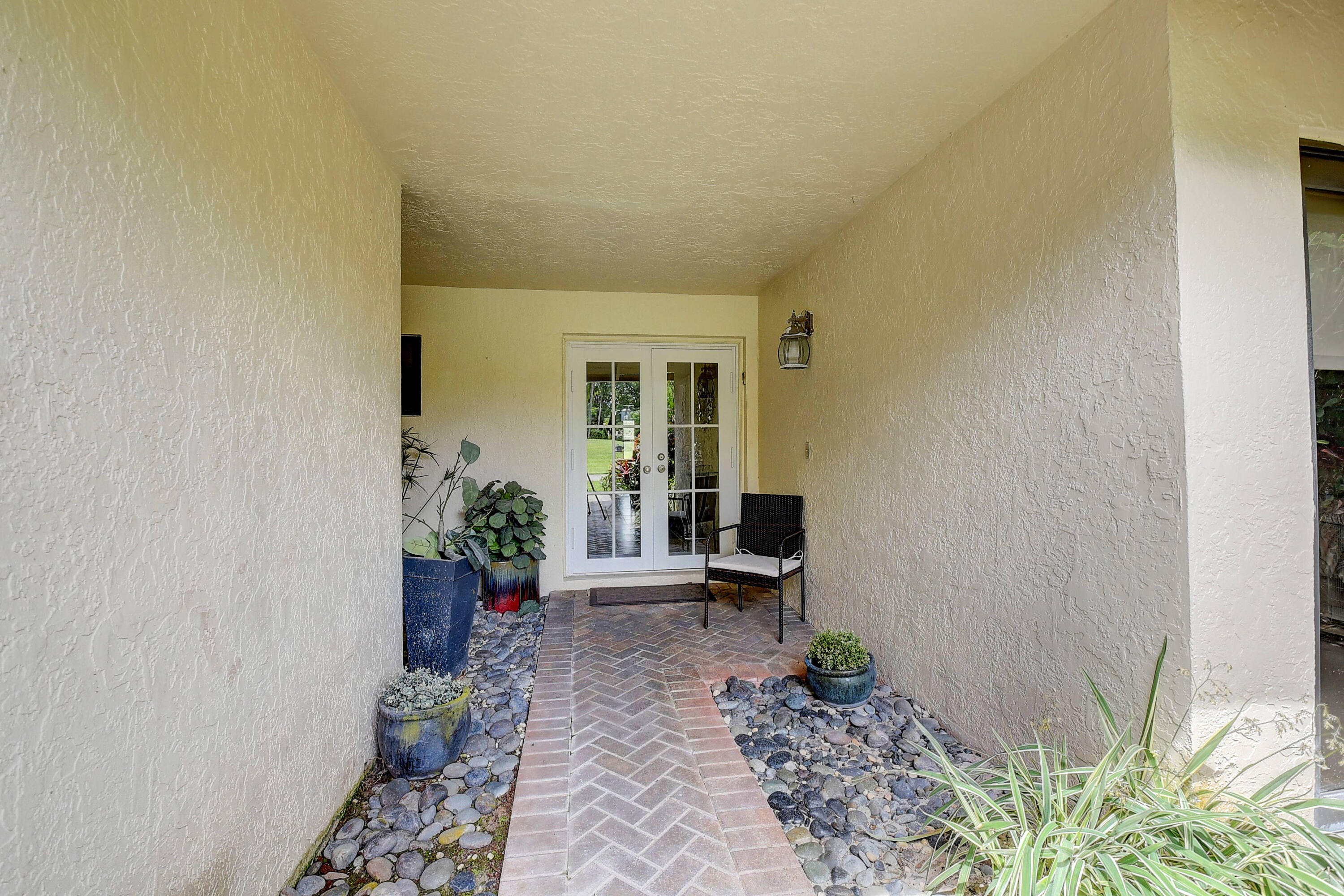 19489 Waters Court, Unit 103 Boca Raton, FL 33434 - Photo 4 of 89 outside entry