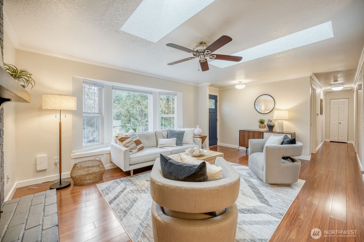 16928 17th Avenue Southeast Bothell, WA 98012 - Photo 6 of 28