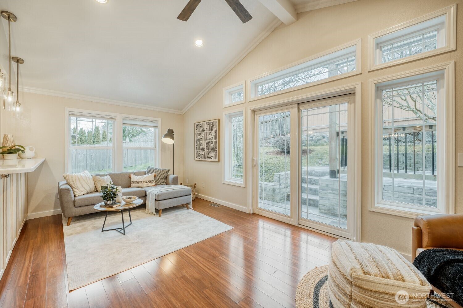 16928 17th Avenue Southeast Bothell, WA 98012 - Photo 9 of 28