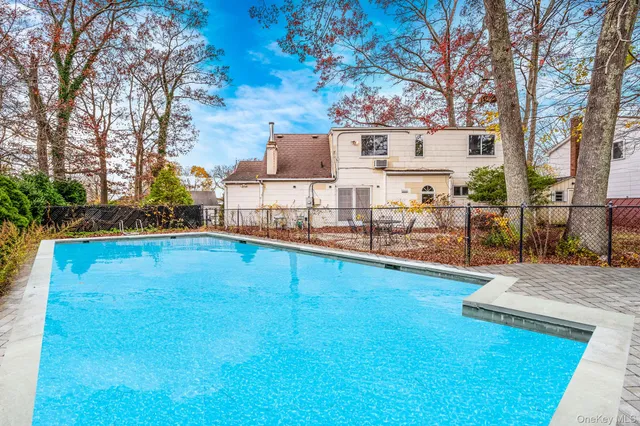 $649,000 | 23 Dellmarie Lane, Nesconset, NY 11767