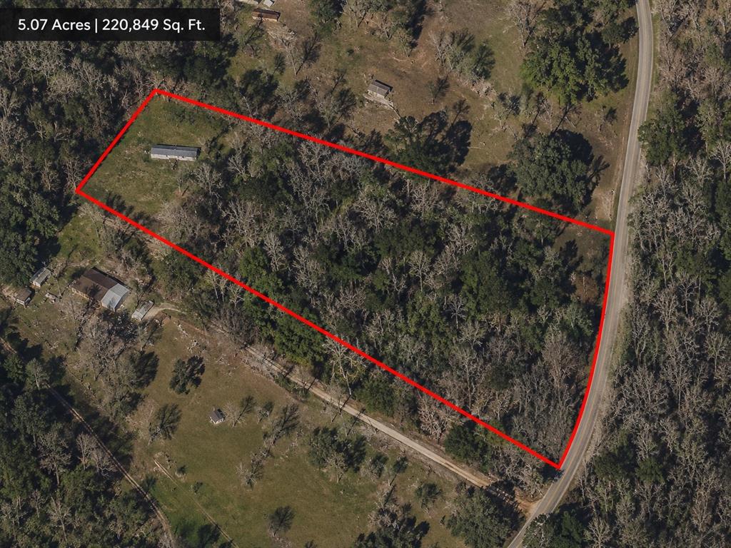 376 River Road Angleton, TX 77515 - Photo 1 of 1