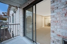 30 High Street, Unit 209 Dedham, MA 02026 - Photo 20 of 28 a view of a hallway