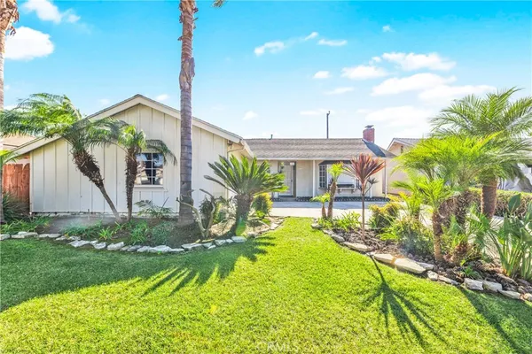 $4,585 | 5042 Blue Jay Circle, Huntington Beach, CA 92649