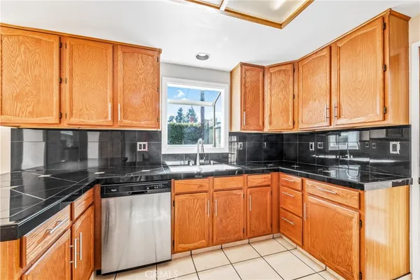 $4,585 | 5042 Blue Jay Circle, Huntington Beach, CA 92649