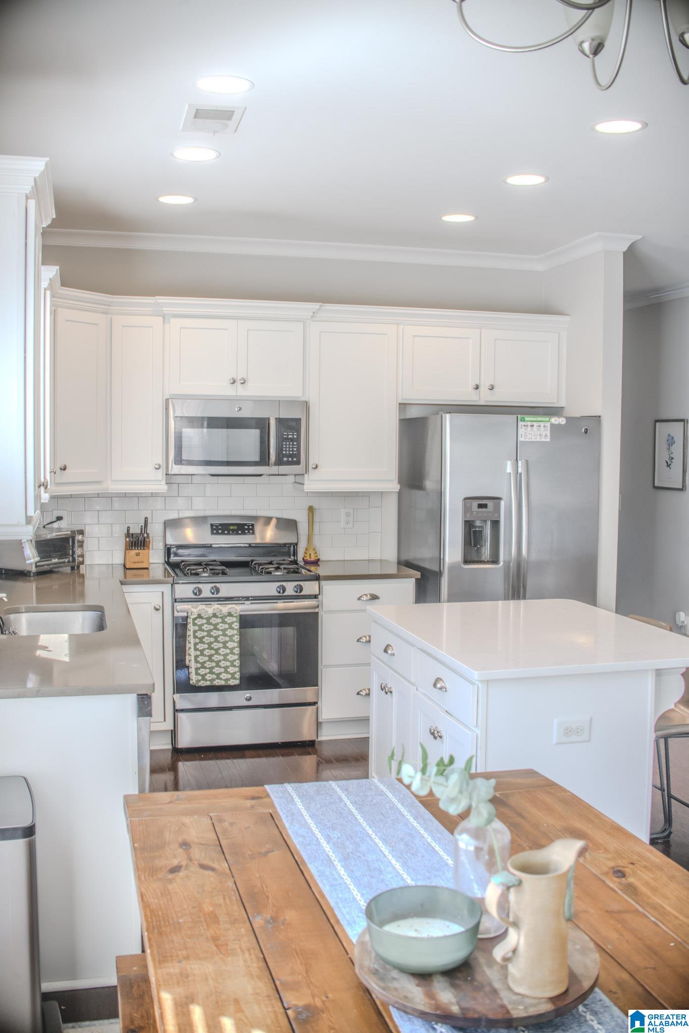 2945 Montevallo Park Road Birmingham, AL 35210 - Photo 14 of 41