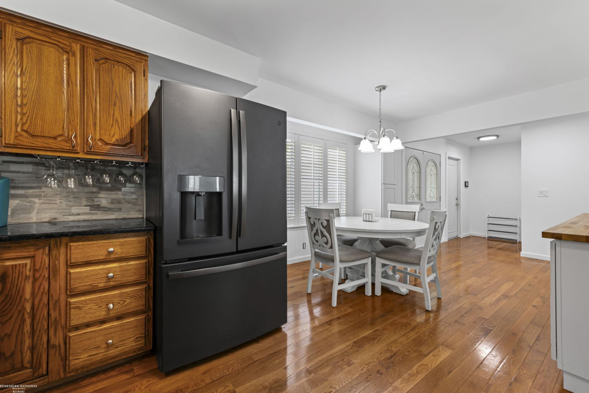 47121 Barbara Road Macomb, MI 48044 - Photo 7 of 31