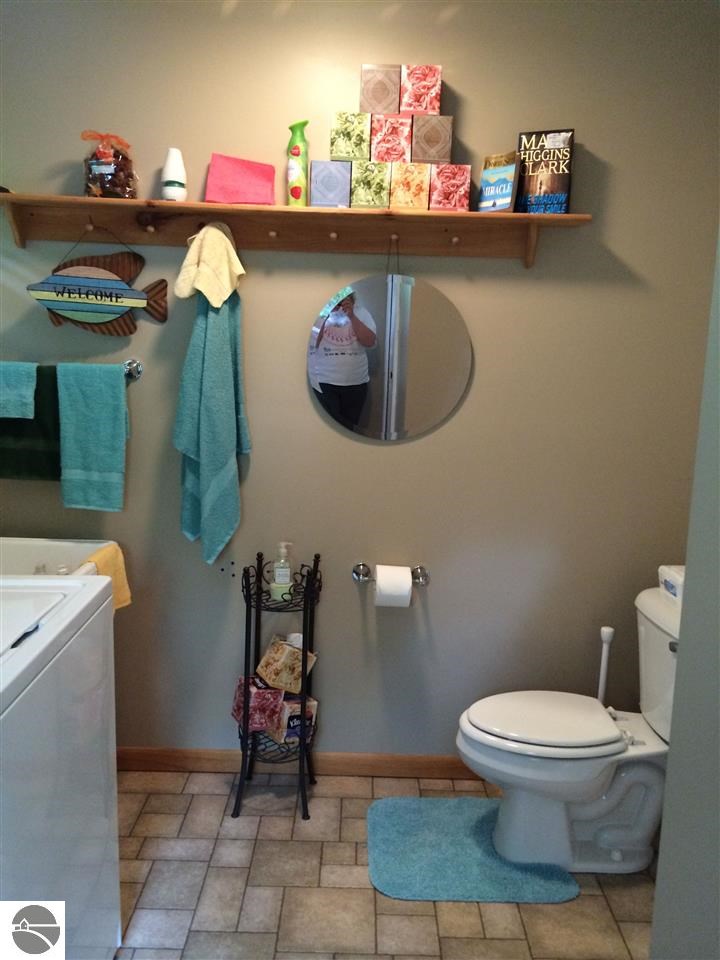8208 Long Lake Road Hale, MI 48739 - Photo 35 of 37 1788420-34.JPG