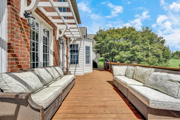 $989,900 | 824 Pendleton Drive, Salem, VA 24153