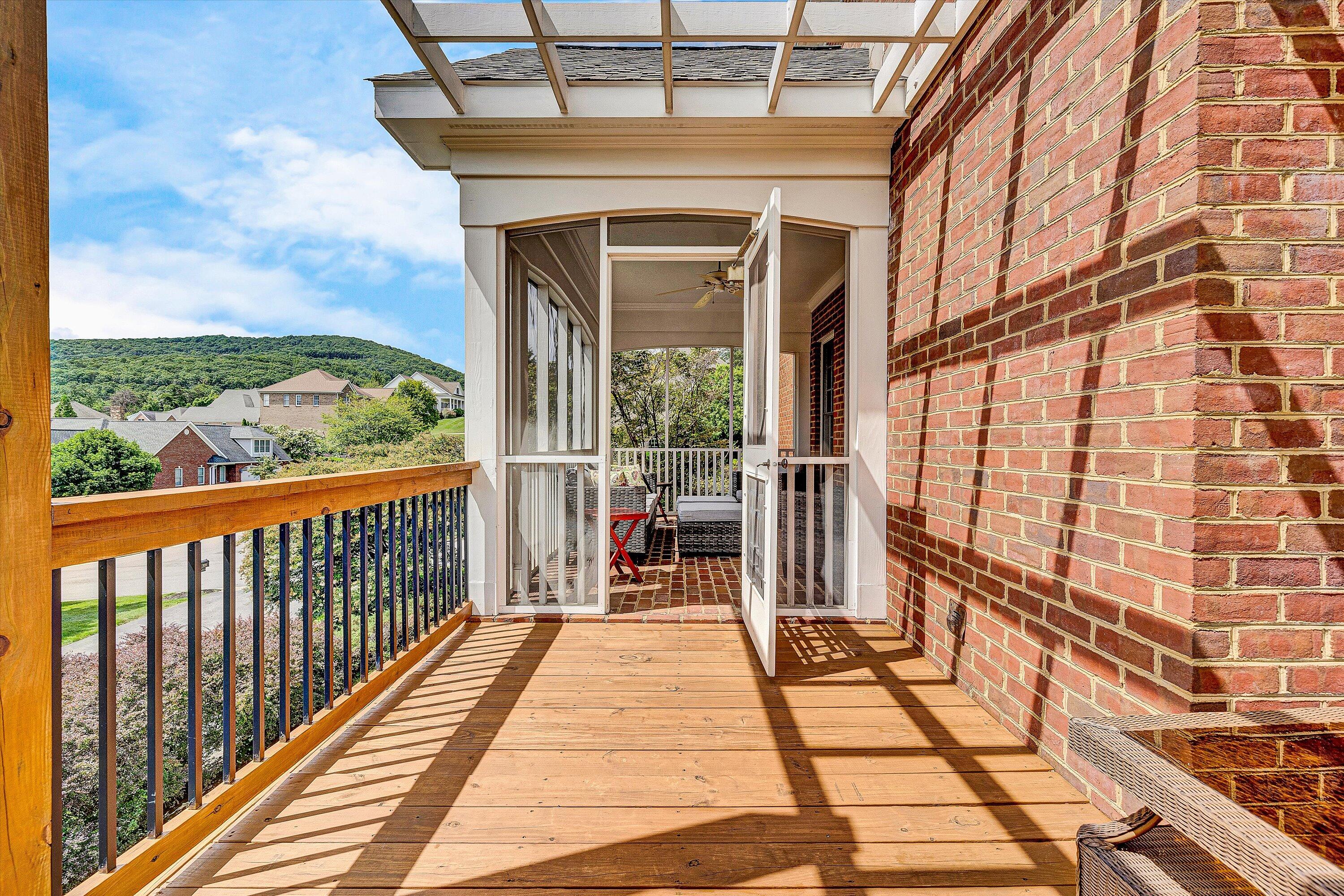 824 Pendleton Drive Salem, VA 24153 - Photo 16 of 78 a balcony with view of outdoor space