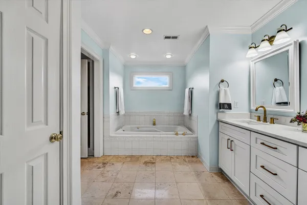 $989,900 | 824 Pendleton Drive, Salem, VA 24153