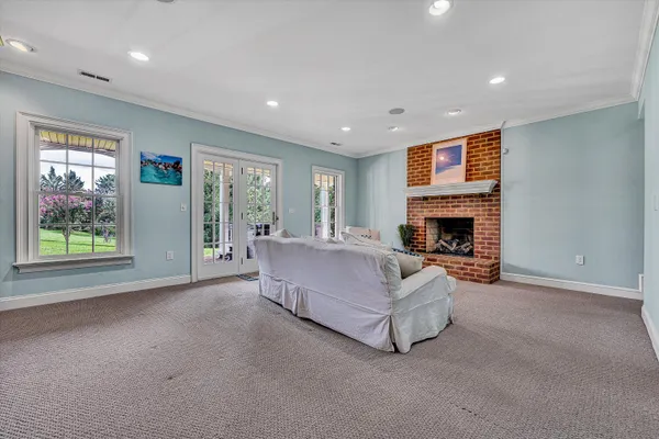 $989,900 | 824 Pendleton Drive, Salem, VA 24153