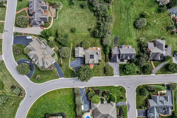 $989,900 | 824 Pendleton Drive, Salem, VA 24153