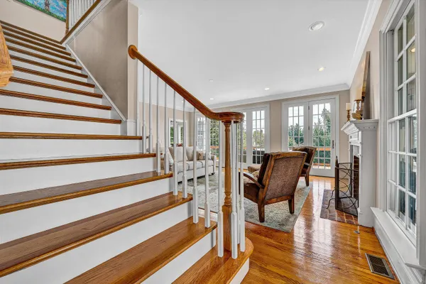 $989,900 | 824 Pendleton Drive, Salem, VA 24153