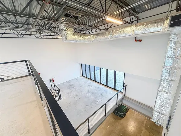 a view of a garage