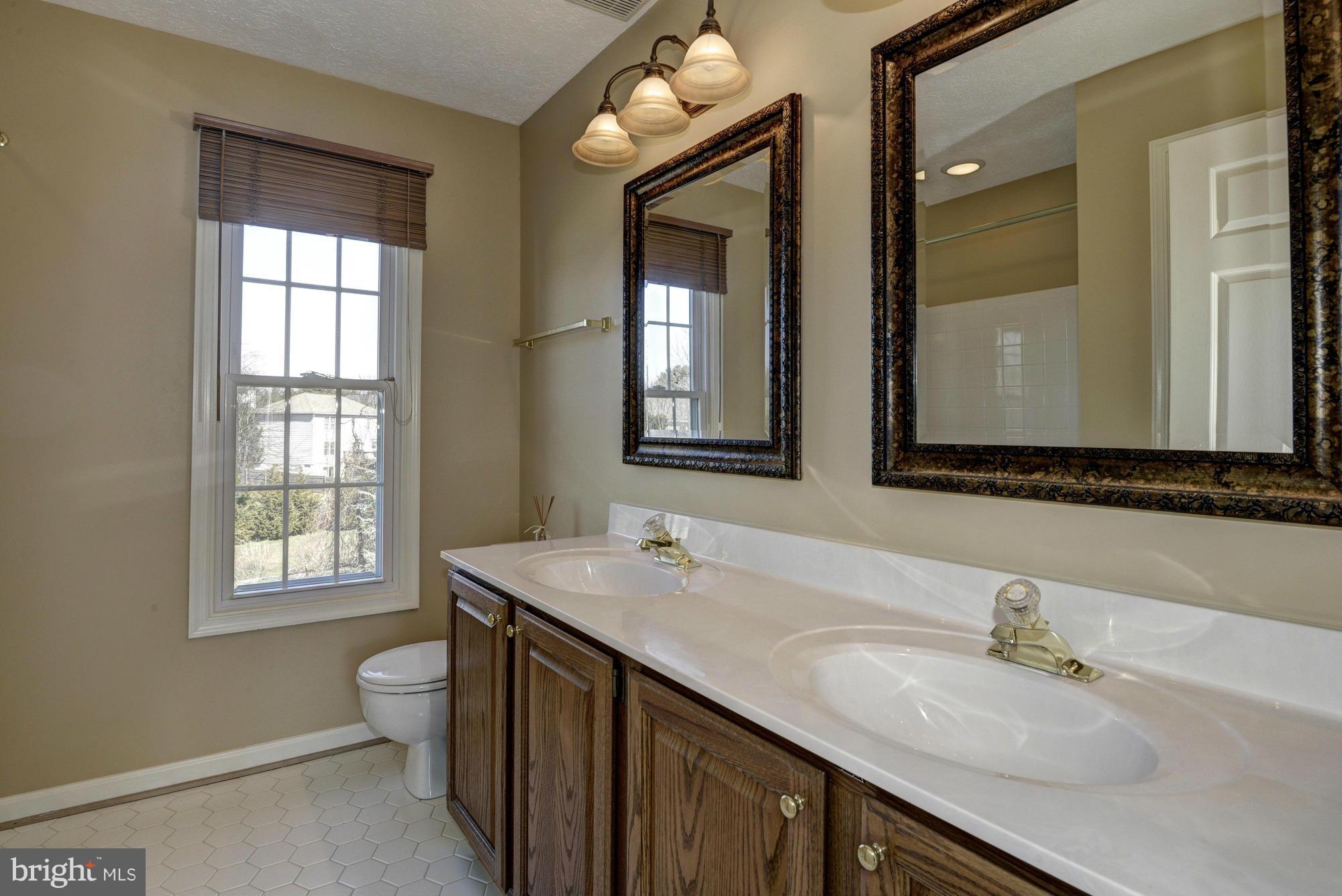 10248 Wetherburn Road Ellicott City, MD 21042 - Photo 26 of 30 Bath (Full)