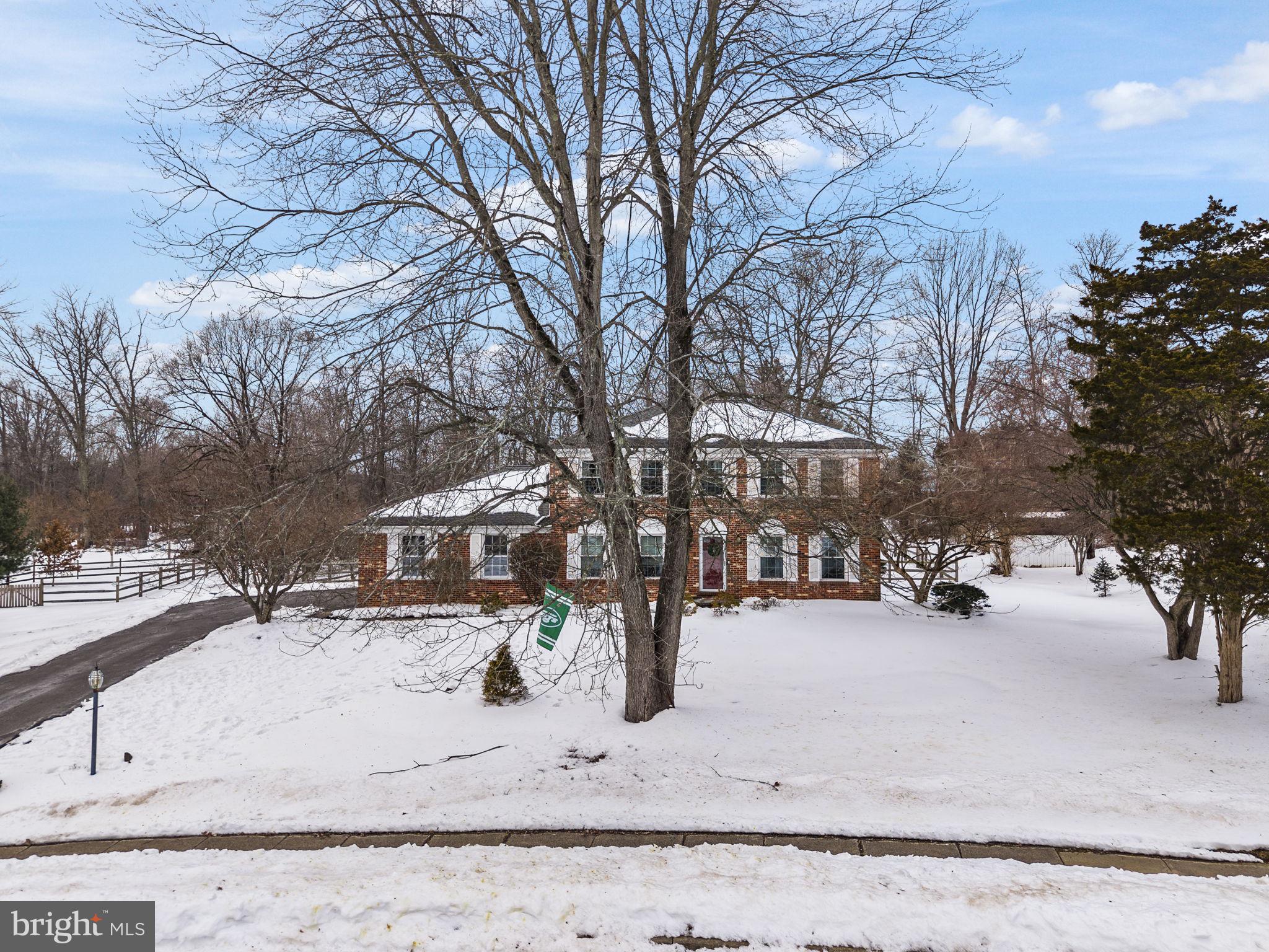 4 Birch Run Court Ewing, NJ 08628 - Photo 3 of 57