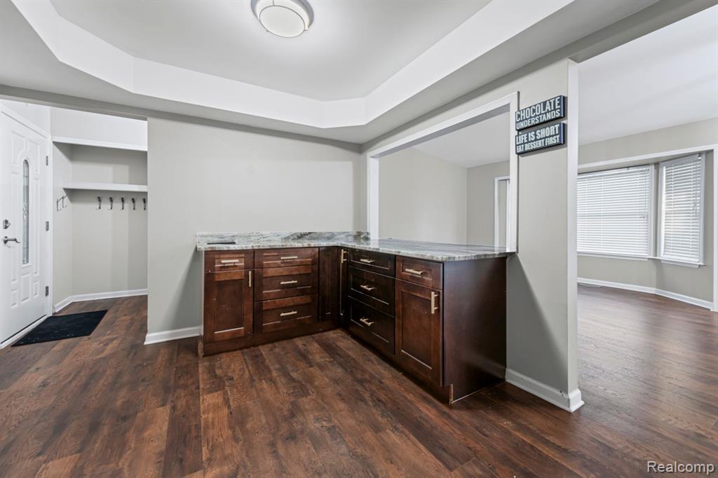 5216 Peekskill Drive Sterling Heights, MI 48310 - Photo 4 of 21