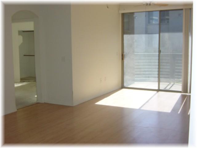 1701 East Colter Street, Unit 378 Phoenix, AZ 85016 - Photo 6 of 7 Family Room