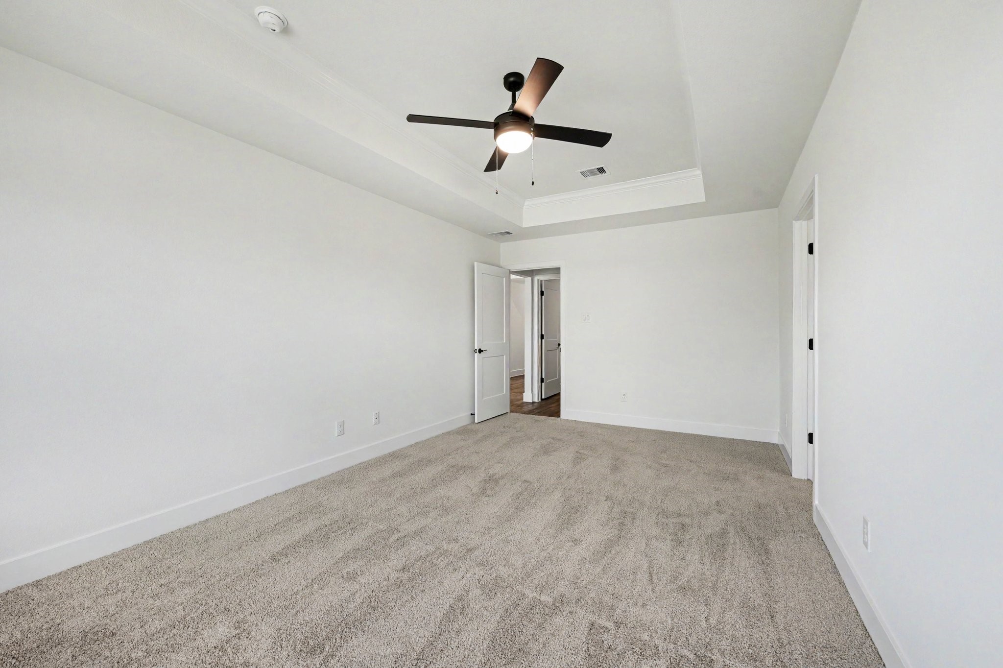 8 Gemstone Court Angleton, TX 77515 - Photo 15 of 27