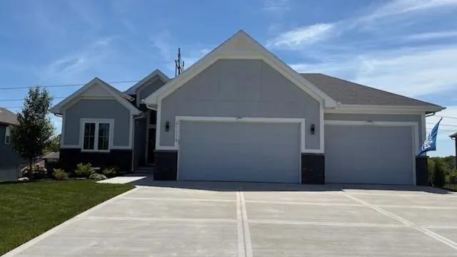 $599,000 | 21119 West 188th Ter Spring Hill, Spring Hill, KS 66083