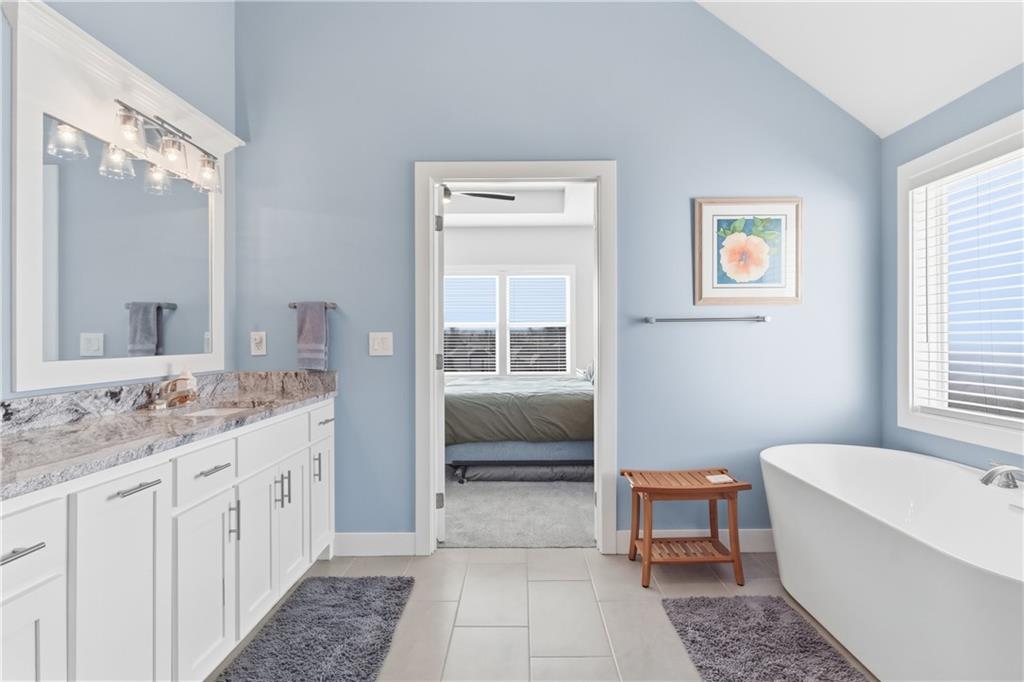 21119 West 188th Ter Spring Hill Spring Hill, KS 66083 - Photo 13 of 41