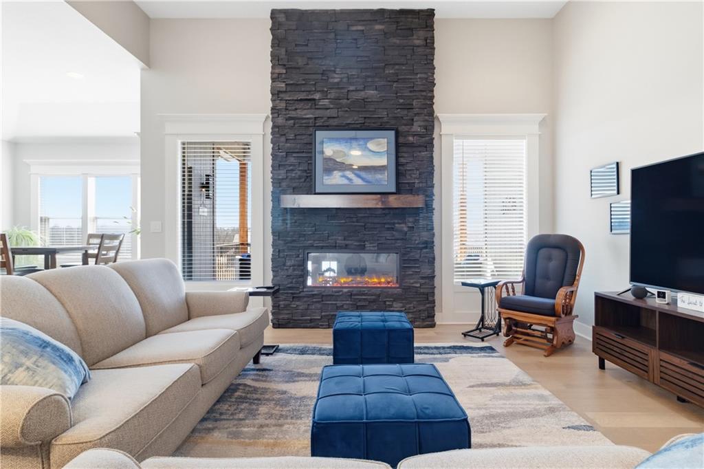 21119 West 188th Ter Spring Hill Spring Hill, KS 66083 - Photo 3 of 41