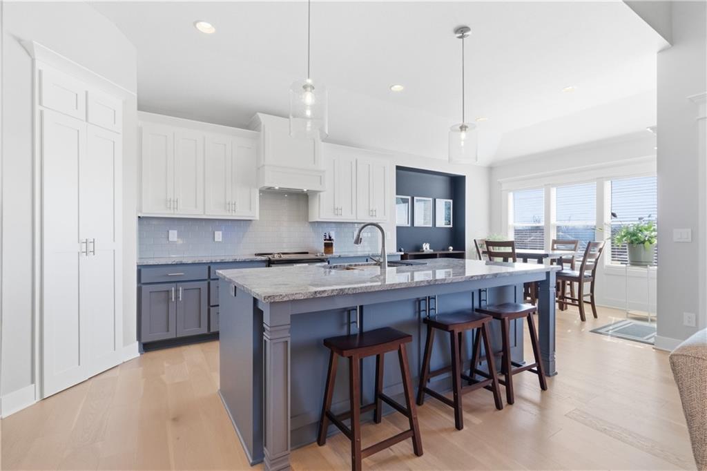 21119 West 188th Ter Spring Hill Spring Hill, KS 66083 - Photo 7 of 41