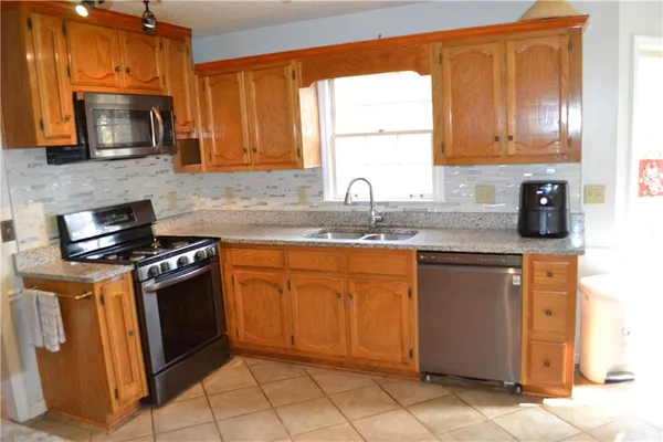 $429,900 | 1530 North Milford Creek Lane Southwest, Marietta, GA 30008