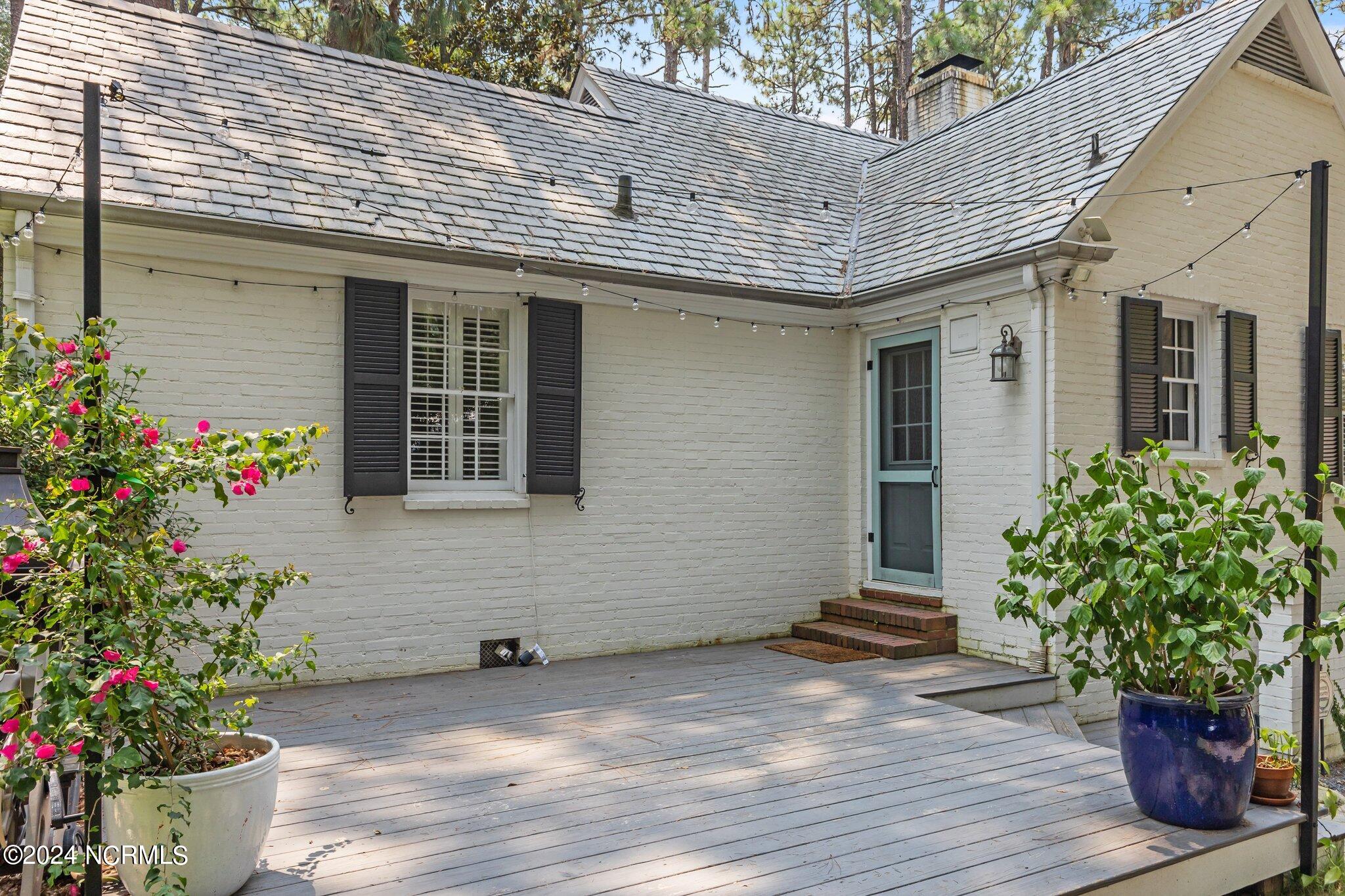 170 South Ridge Street Southern Pines, NC 28387 - Photo 35 of 37 6-web-or-mls-707A9518